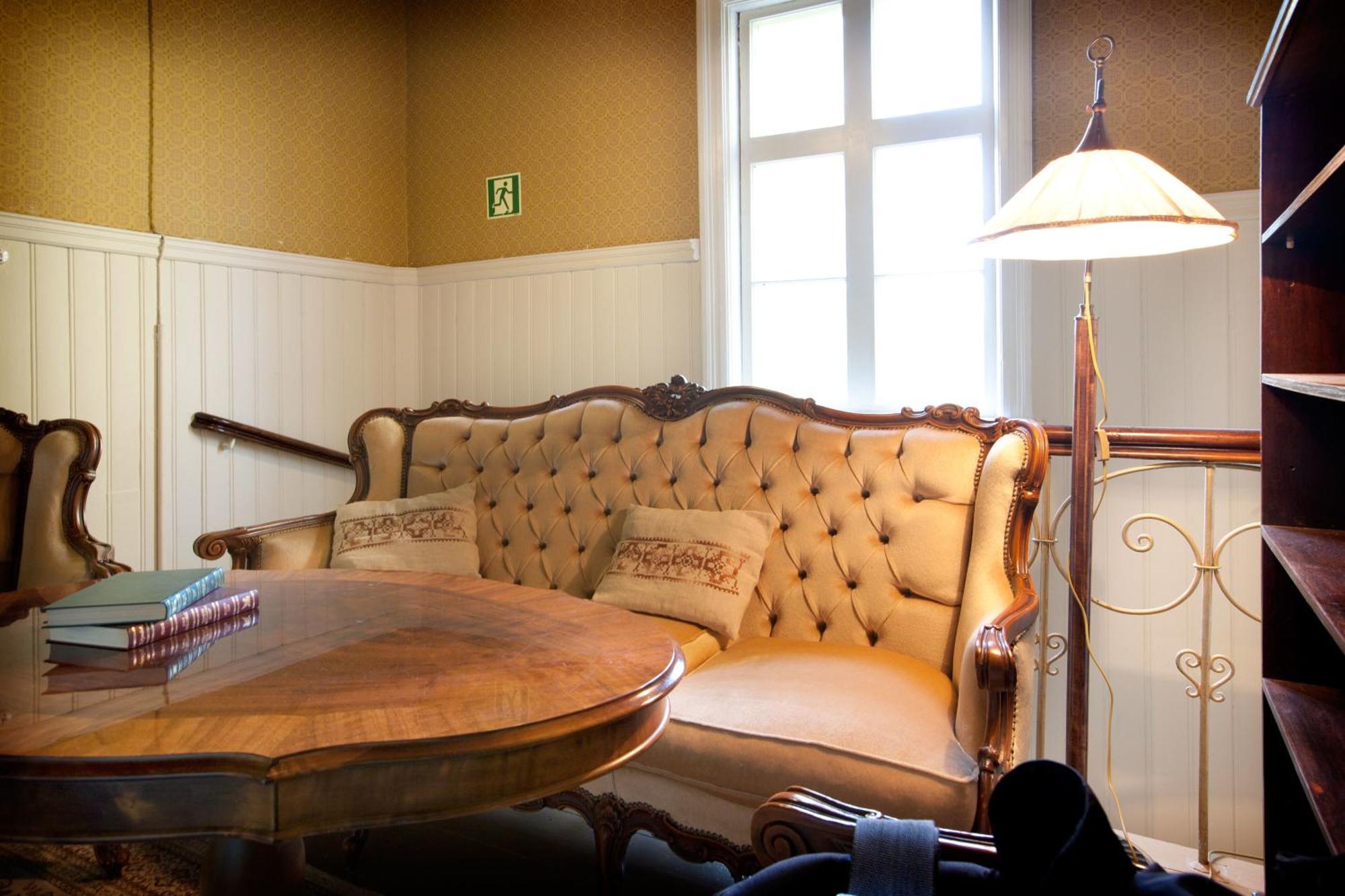 Hotel Loeydoen Kartano