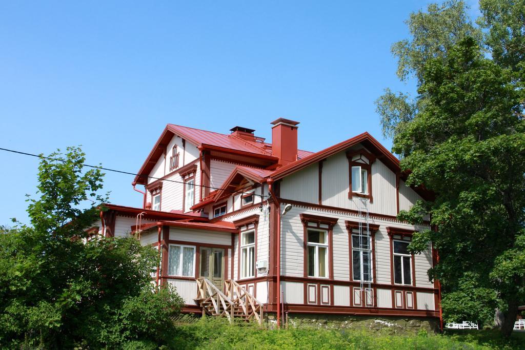 Loeydoen Kartano Hotel
